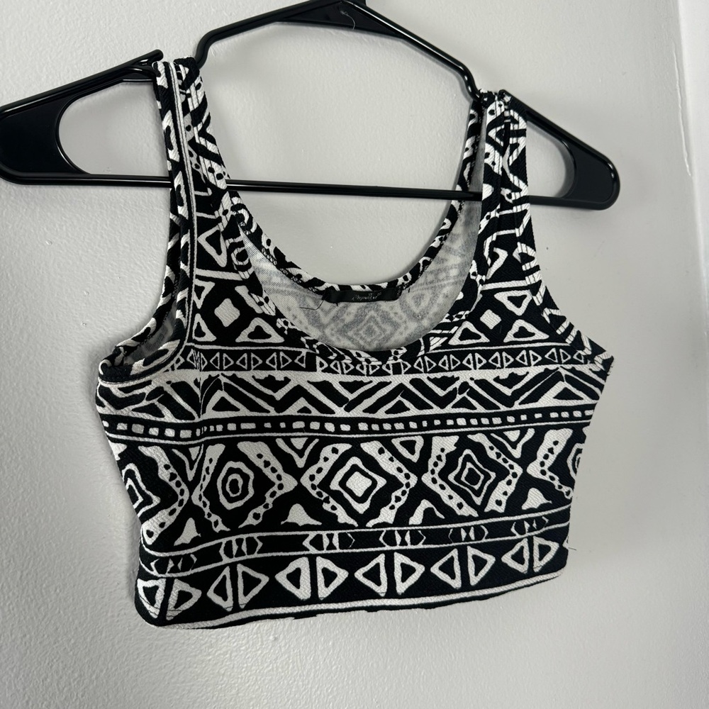 Abstract Print Black and White Crop Top